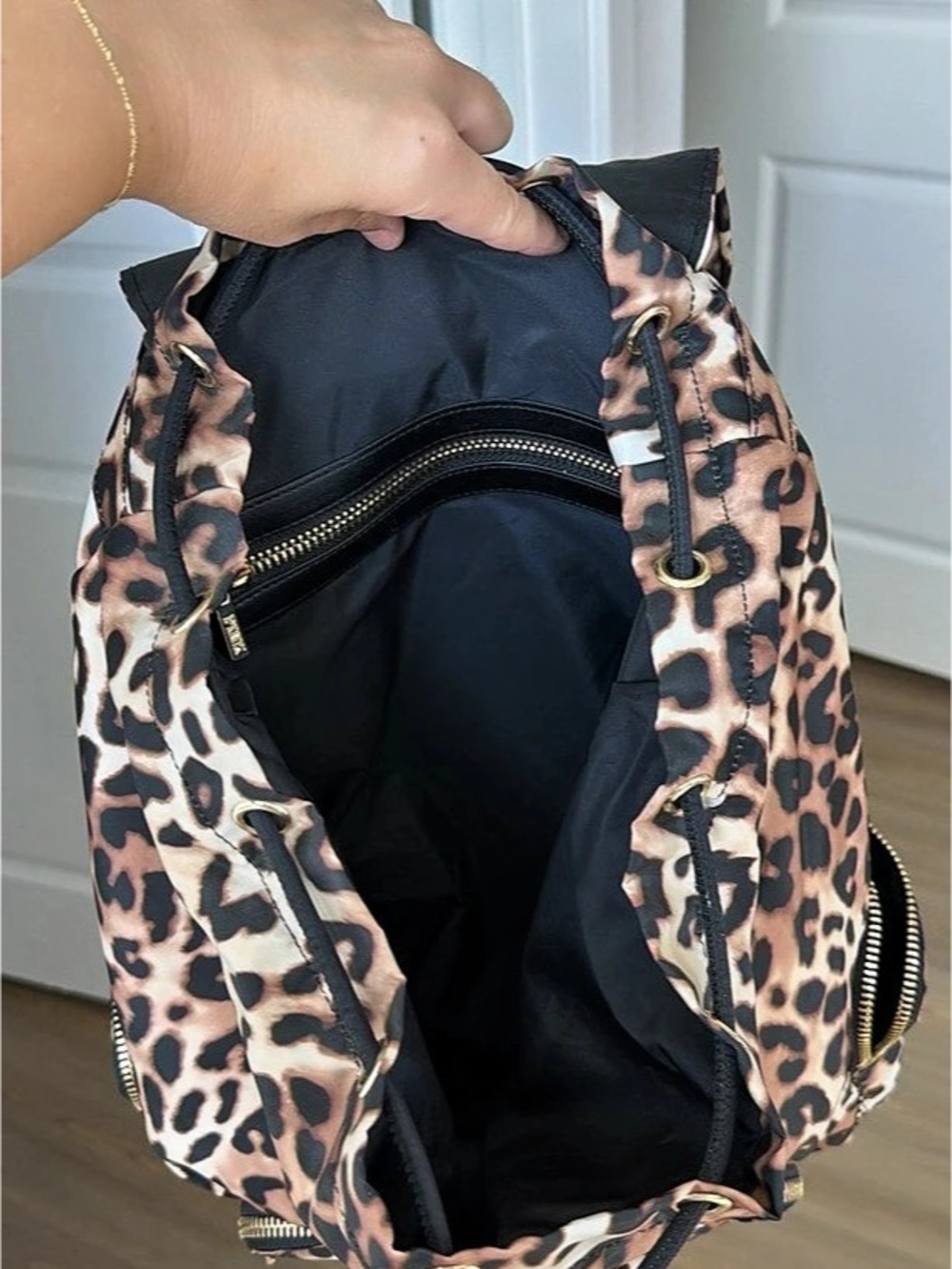 PINK Leopard Print Drawstring Backpack - Picture 2 of 10